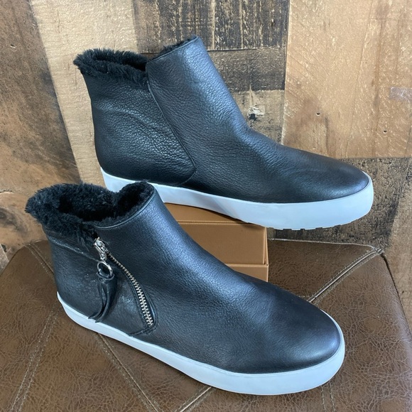 Rebecca Minkoff Women's Shelly Sneaker Boot Size 7.5 Black Leather Zip Faux Fur - Picture 2 of 13